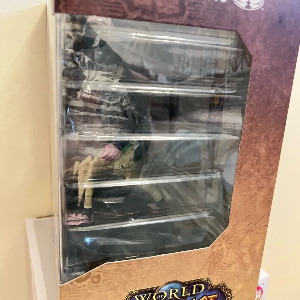 McFarlane Toys World of‎ Warcraft Night Elf:Druid Rogue Action Figure Rare Games